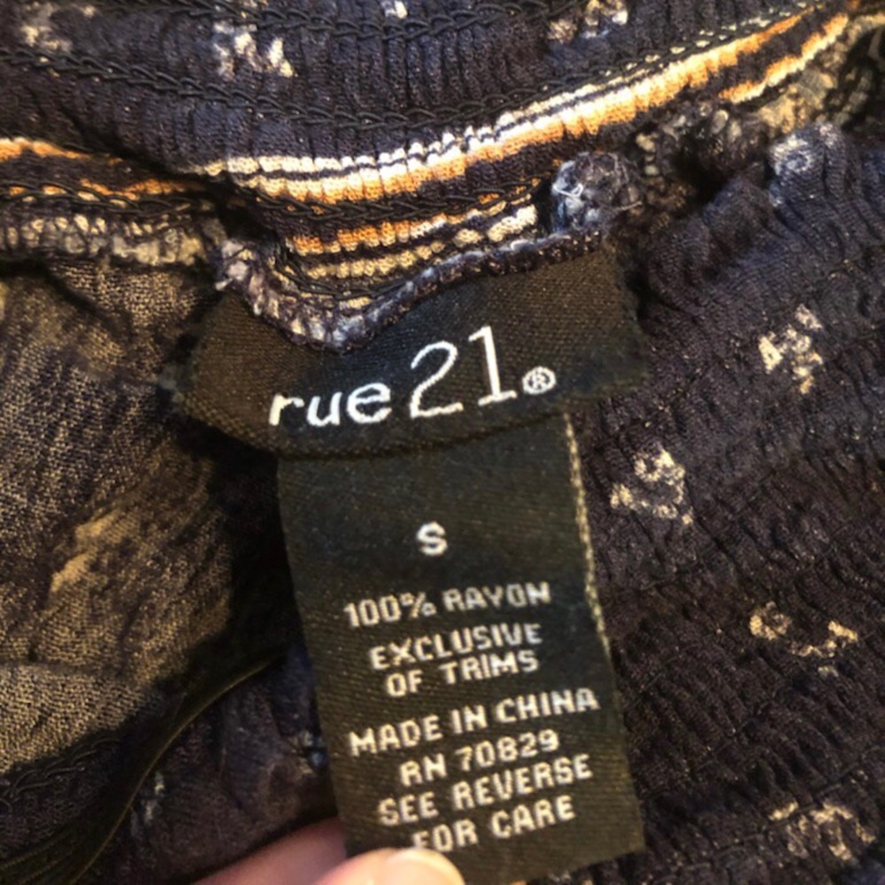 Boho Rue 21 Shorts | Small - Picture 3 of 3